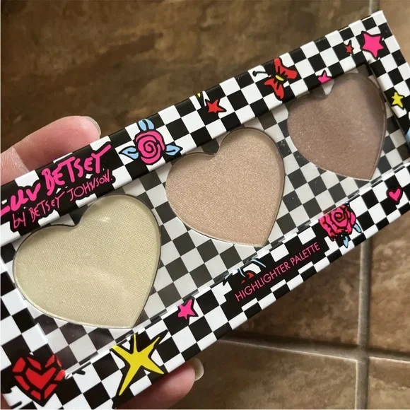 Luv Betsey Makeup Luv Betsey By Betsey Johnson Highlighter